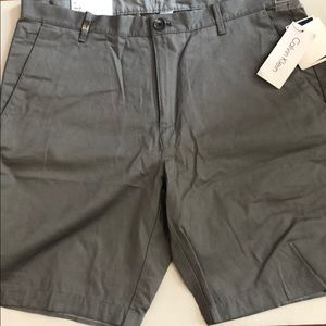 Calvin Klein slim fit shorts size 32